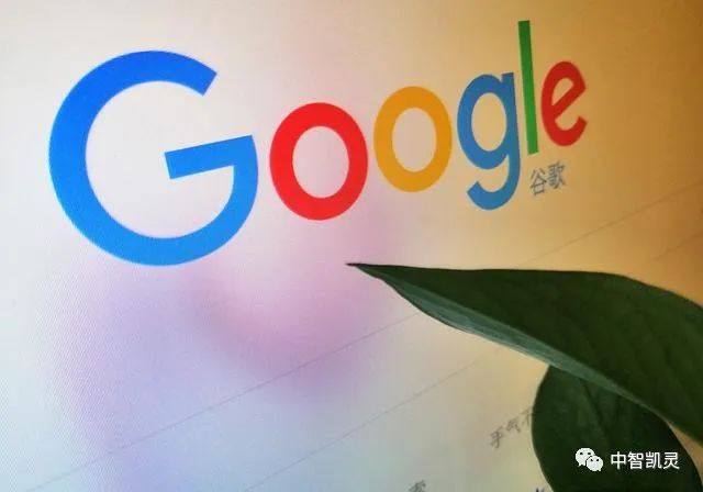 尴尬！谷歌AI聊天机器人答错问题，股价大跌7.4%，市值蒸发近7000亿